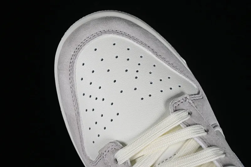 All categories Nk SB Dunk Series Nk SB Dunk Low low-top sneakers Nk Dunk Low "Iridescent Swoosh" beige gray rainbow SB low-top casual sneakers HF5074-133